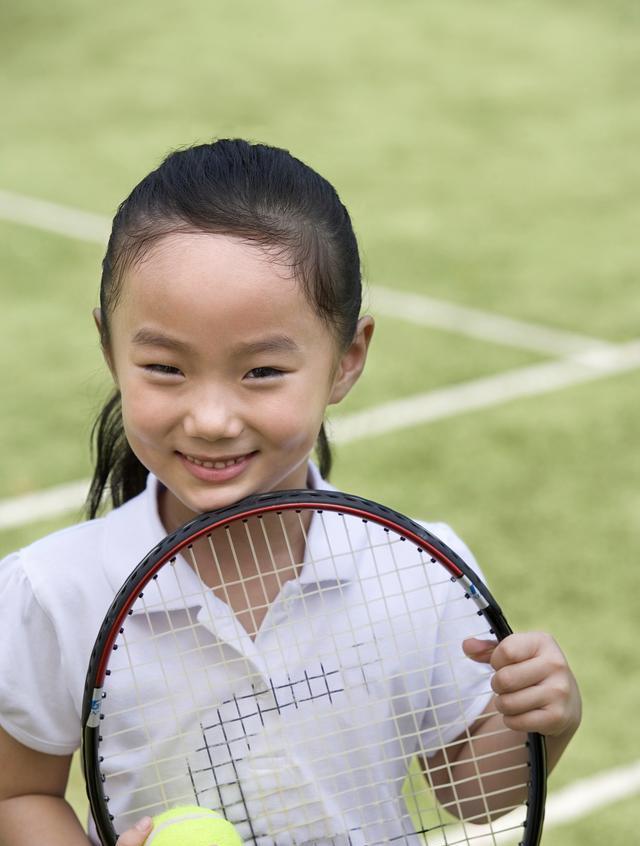 参加比赛是, 确保孩子可, 子的协调性